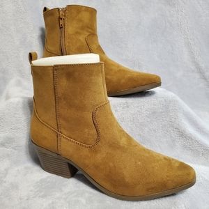 Women's Cognac/Brown Booties
